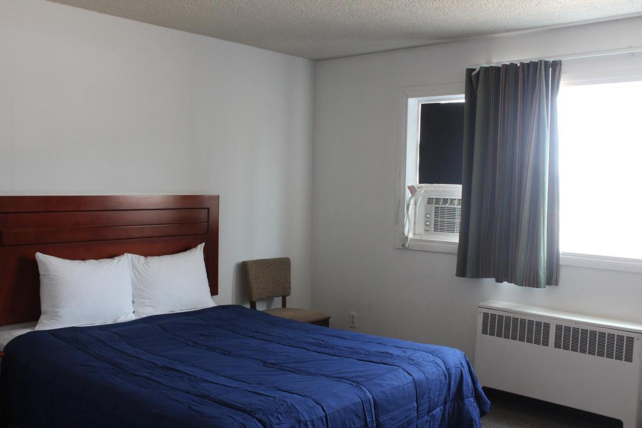 Esterhazy Motor Hotel Εξωτερικό φωτογραφία